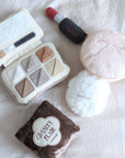 Setting Powder & Brush Enrichment Toy