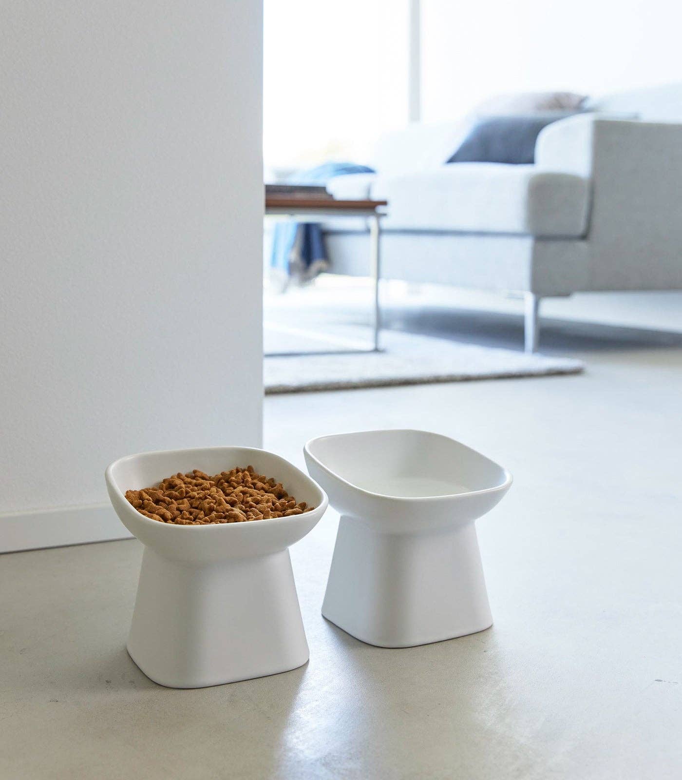 Yamazaki Home - Tilted Pet Food Bowl