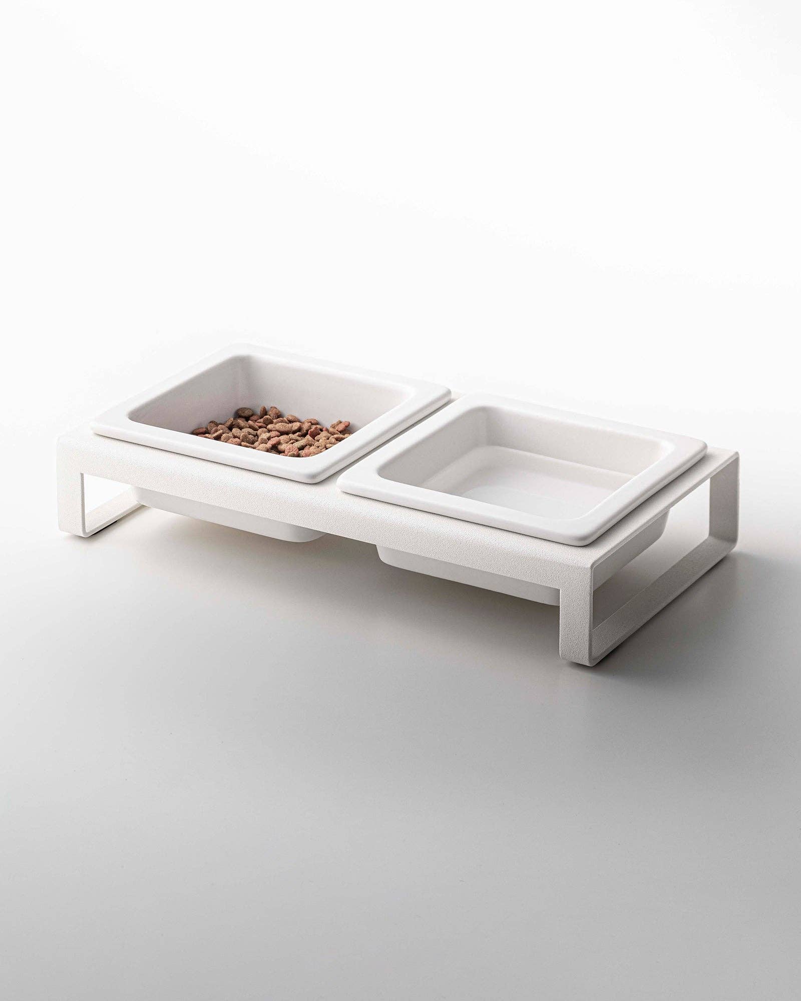 Yamazaki Home Tower Pet Food Bowl - Short