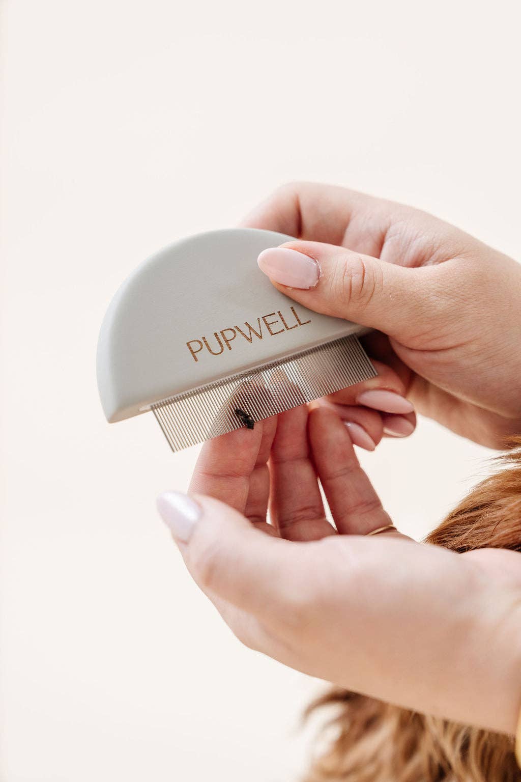 Pupwell Detailer Comb Brush – designed for gentle detangling, precision grooming, and a sleek finish for every coat.