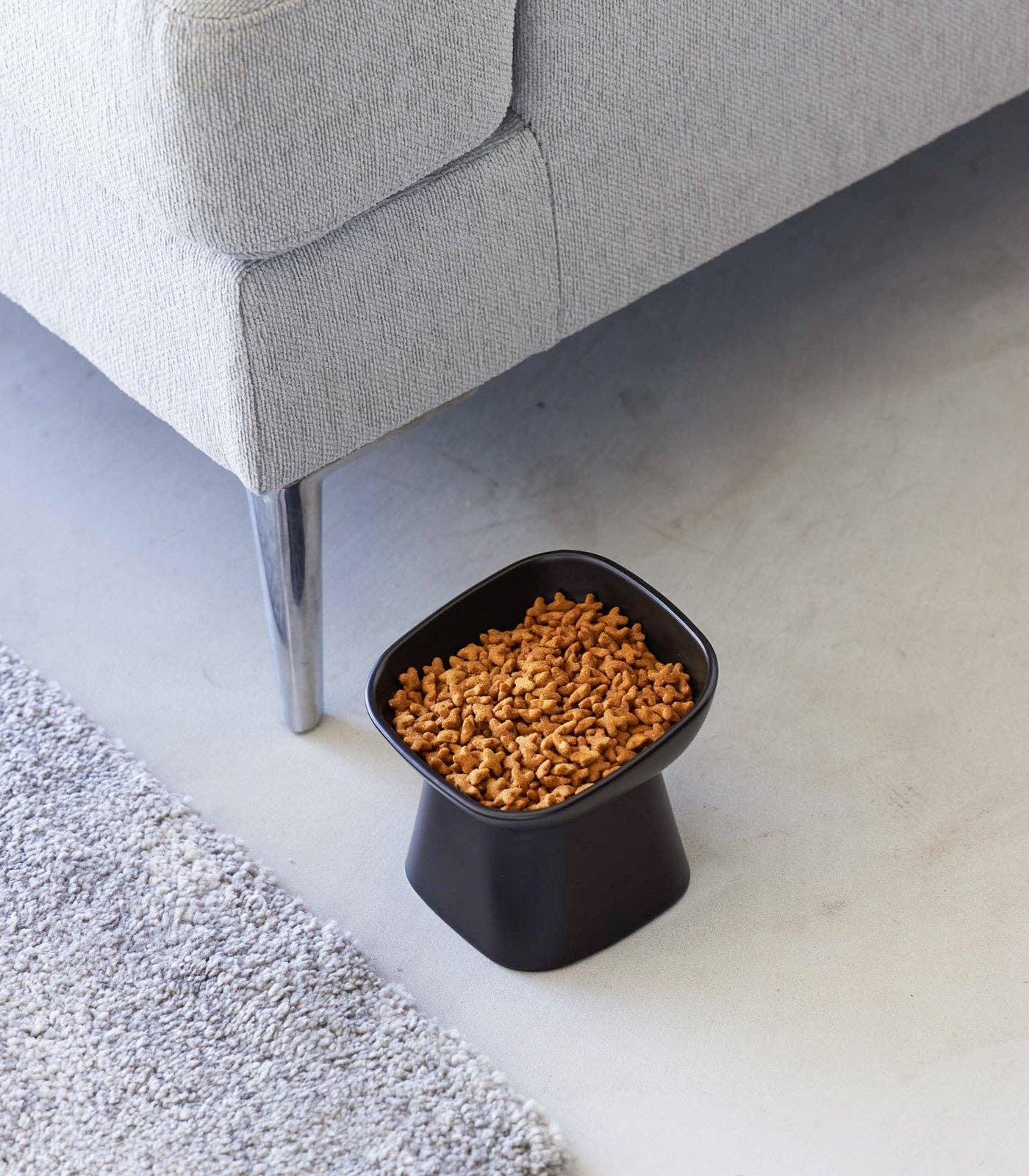 Yamazaki Home - Tilted Pet Food Bowl